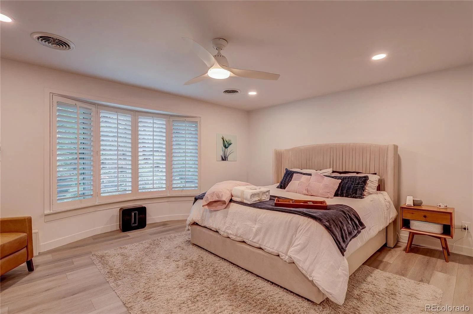 3981 S Hillcrest Drive Denver CO 80237 MLS #REC9545273 07032026181214 1600 33