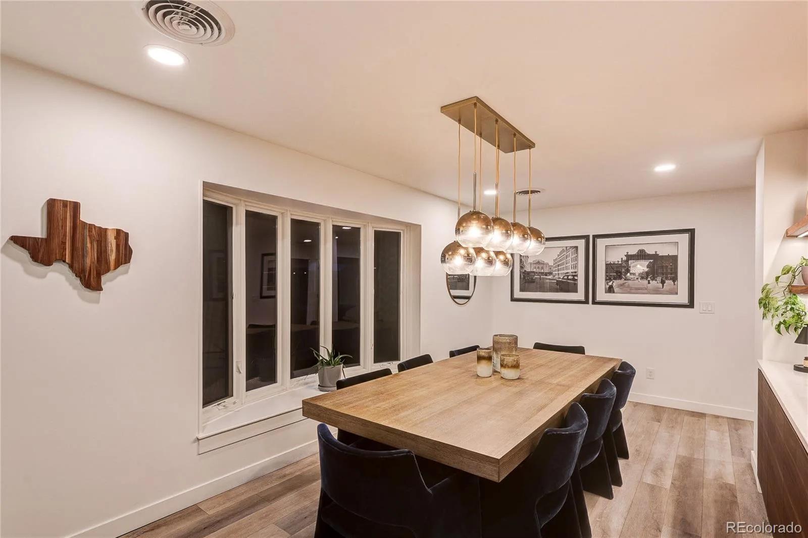 3981 S Hillcrest Drive Denver CO 80237 | MLS #REC9545273 10172026011849 1600 19