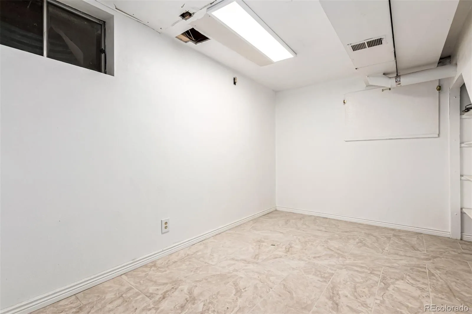 16233 E Louisiana Place Aurora CO 80017 | MLS #REC9548055 06222026190850 1600 28