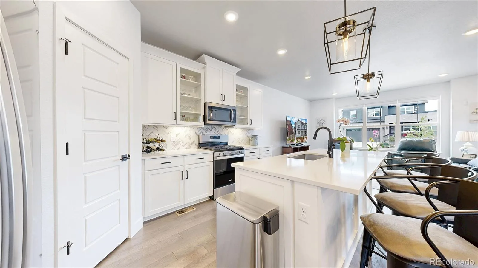 9787 Banner Peak Street Littleton CO 80125 | MLS #REC9549147 05292026142214 1600 12