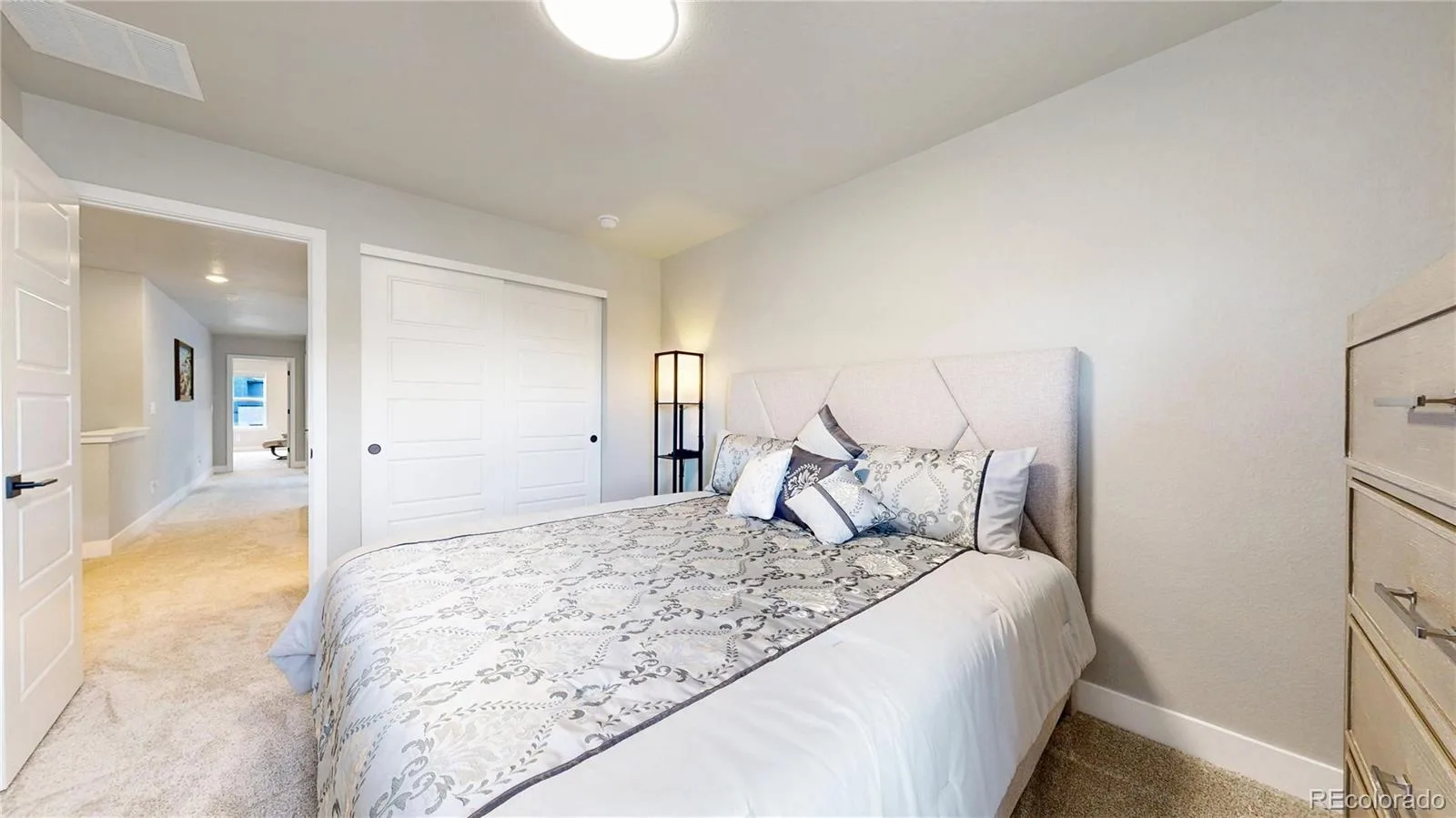 9787 Banner Peak Street Littleton CO 80125 | MLS #REC9549147 05292026142214 1600 21