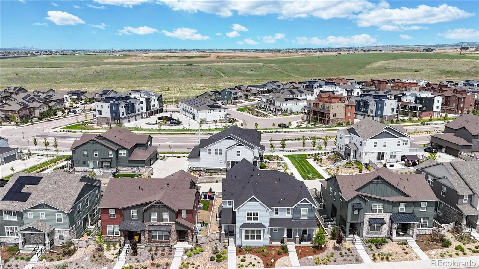 9787 Banner Peak Street Littleton CO 80125 | MLS #REC9549147 05292026142214 1600 31