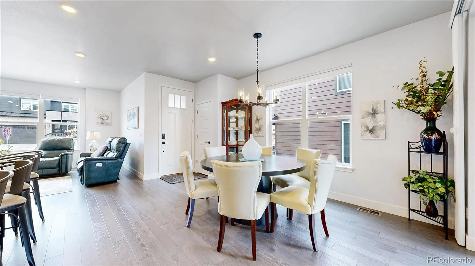 9787 Banner Peak Street Littleton CO 80125 | MLS #REC9549147 05292026142214 1600 8