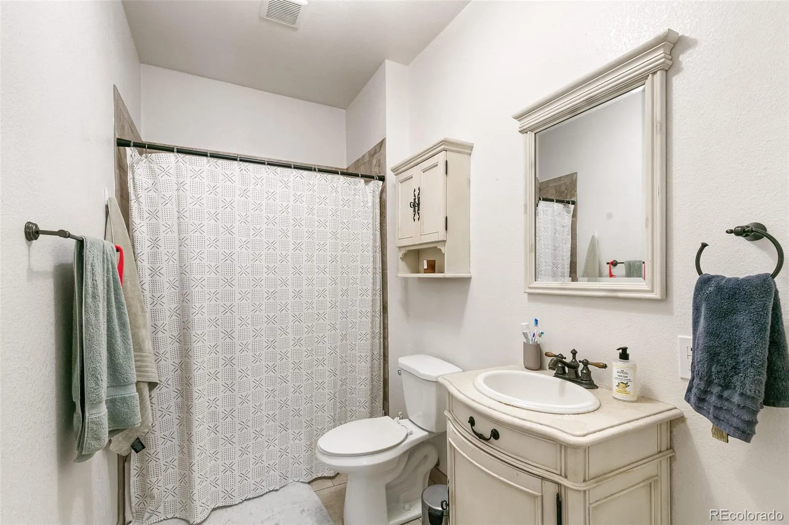 208 S Lincoln Street Denver CO 80209 MLS #REC9553238 05242026153912 1600 13