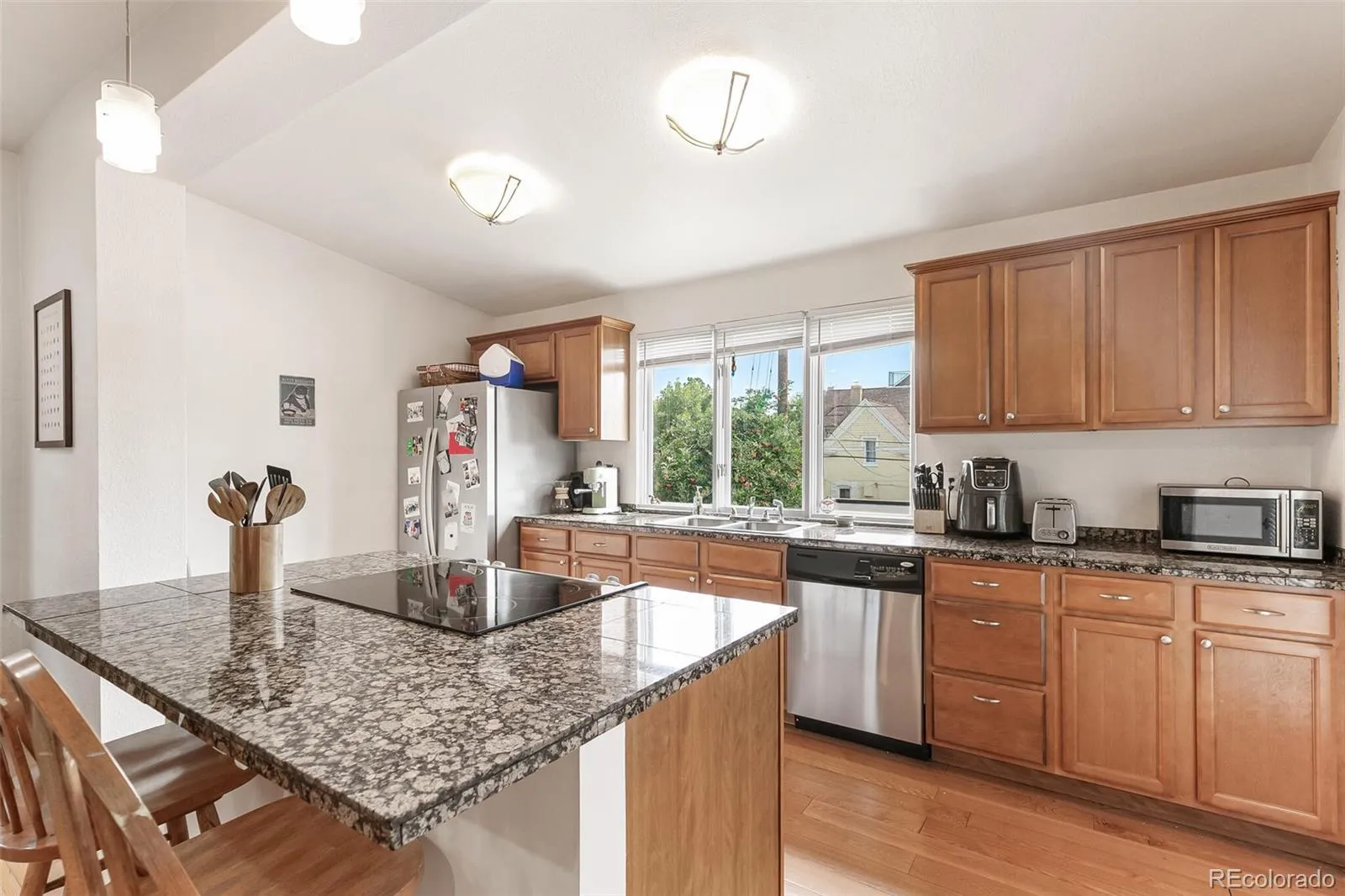 208 S Lincoln Street Denver CO 80209 MLS #REC9553238 05242026153912 1600 14