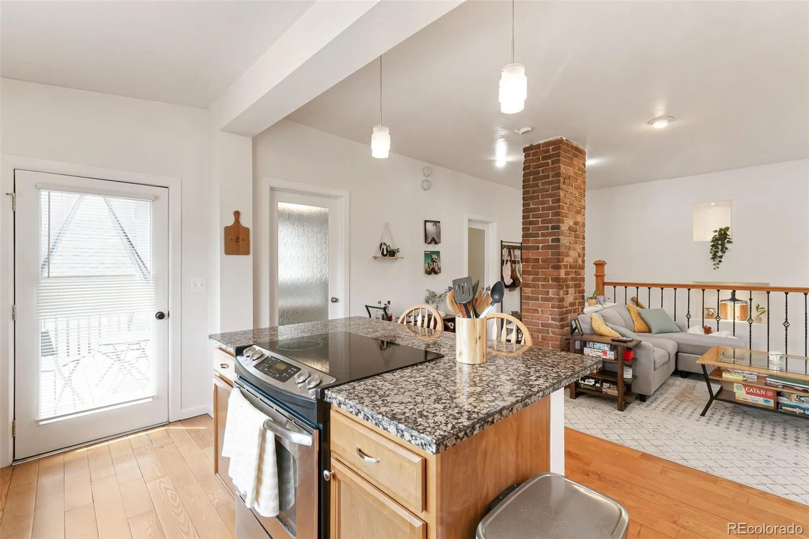 208 S Lincoln Street Denver CO 80209 MLS #REC9553238 05242026153912 1600 2