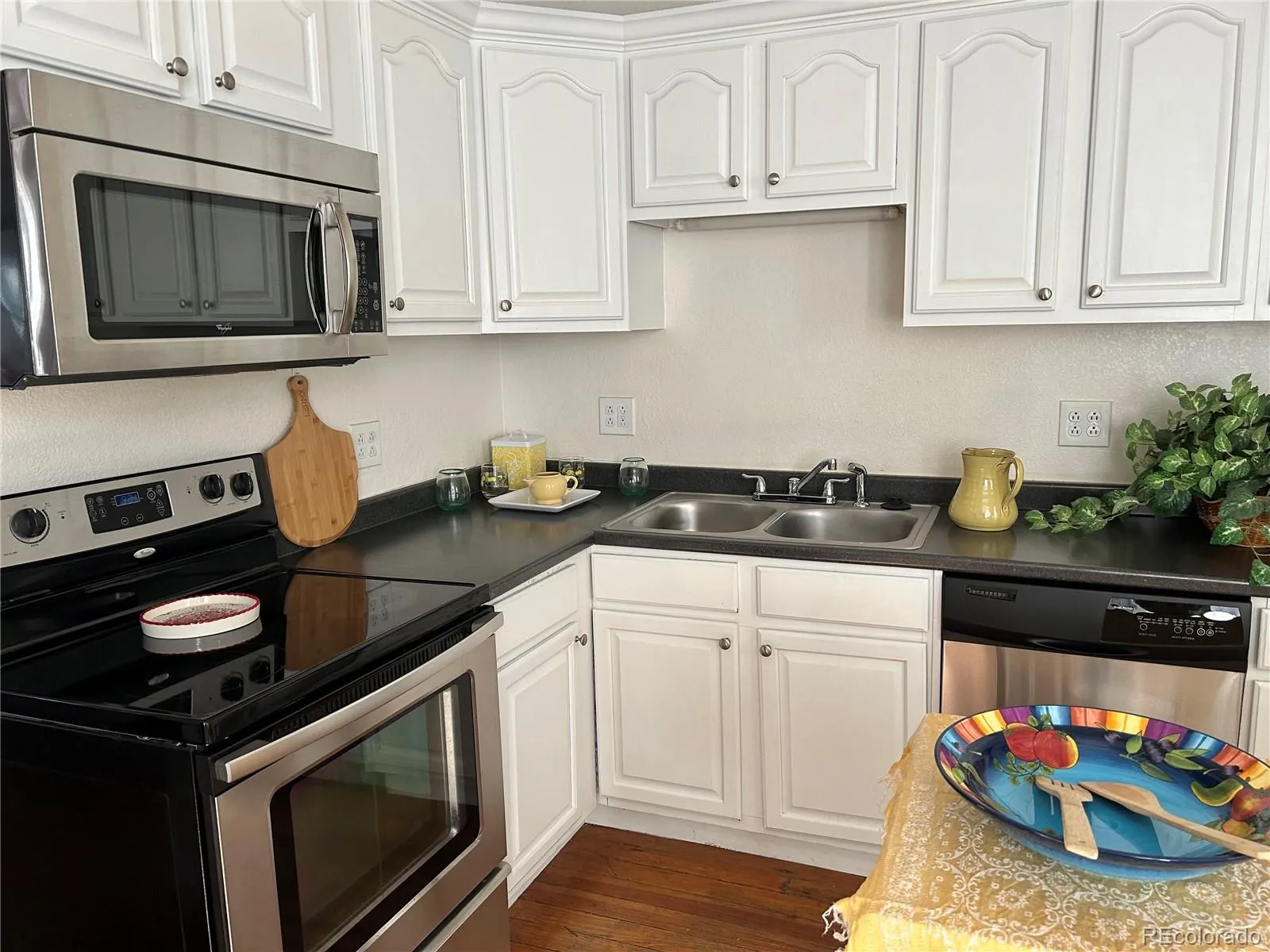 208 S Lincoln Street Denver CO 80209 MLS #REC9553238 05242026153912 1600 29