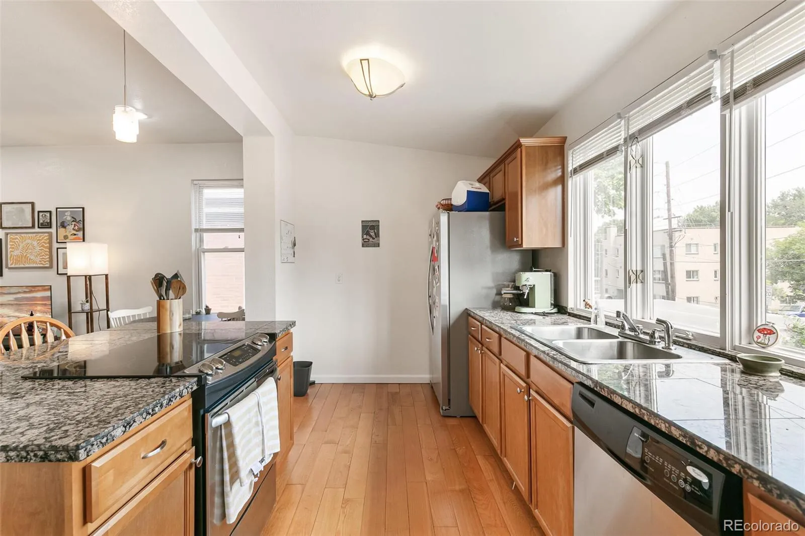 208 S Lincoln Street Denver CO 80209 MLS #REC9553238 05242026153912 1600 3