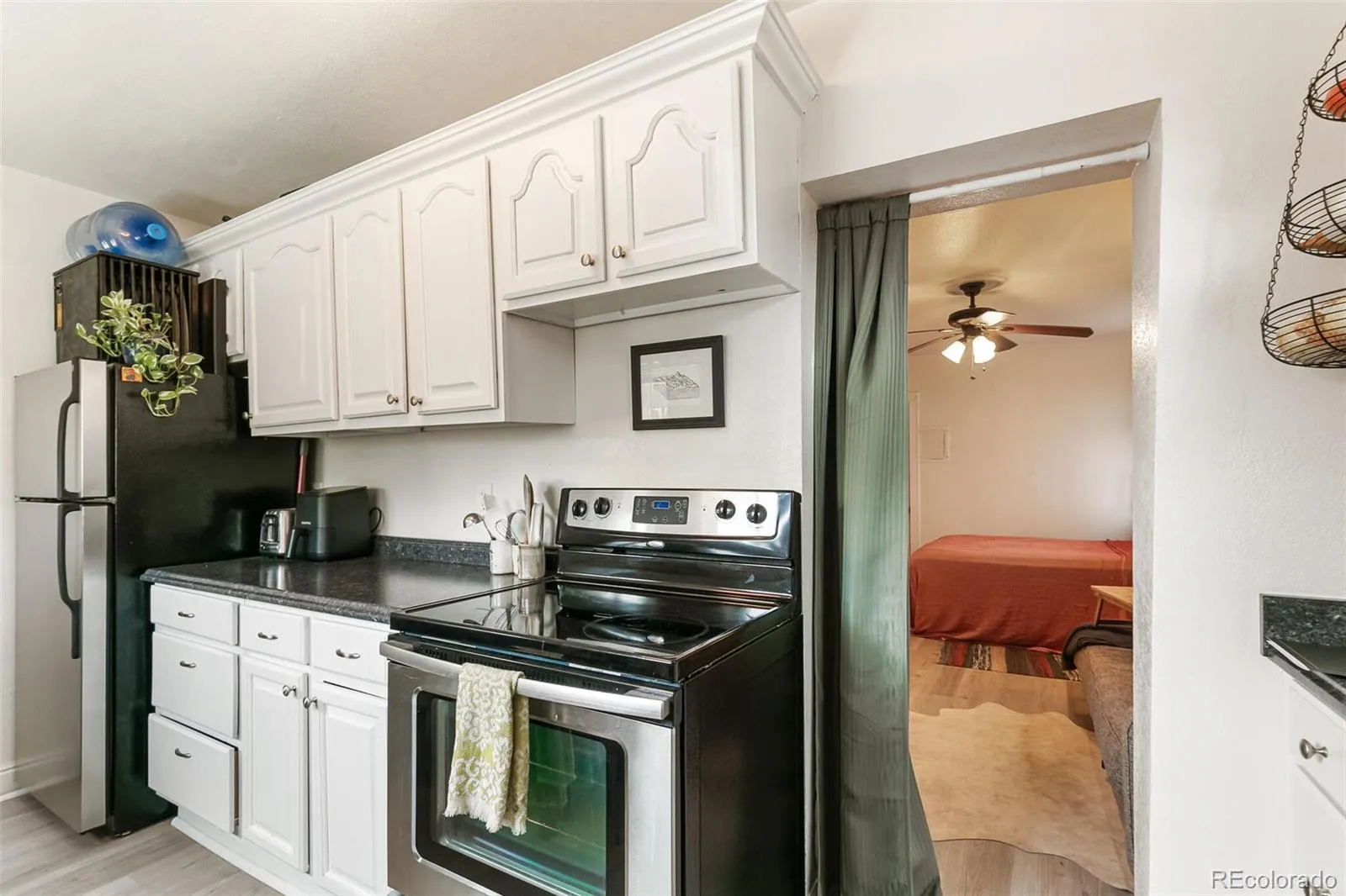 208 S Lincoln Street Denver CO 80209 MLS #REC9553238 05242026153912 1600 39