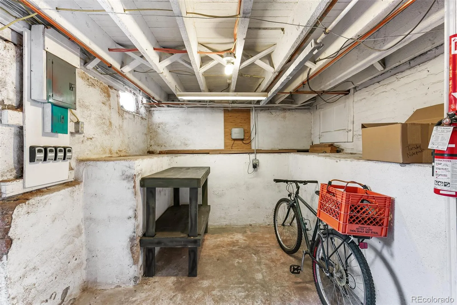 208 S Lincoln Street Denver CO 80209 MLS #REC9553238 05242026153912 1600 48