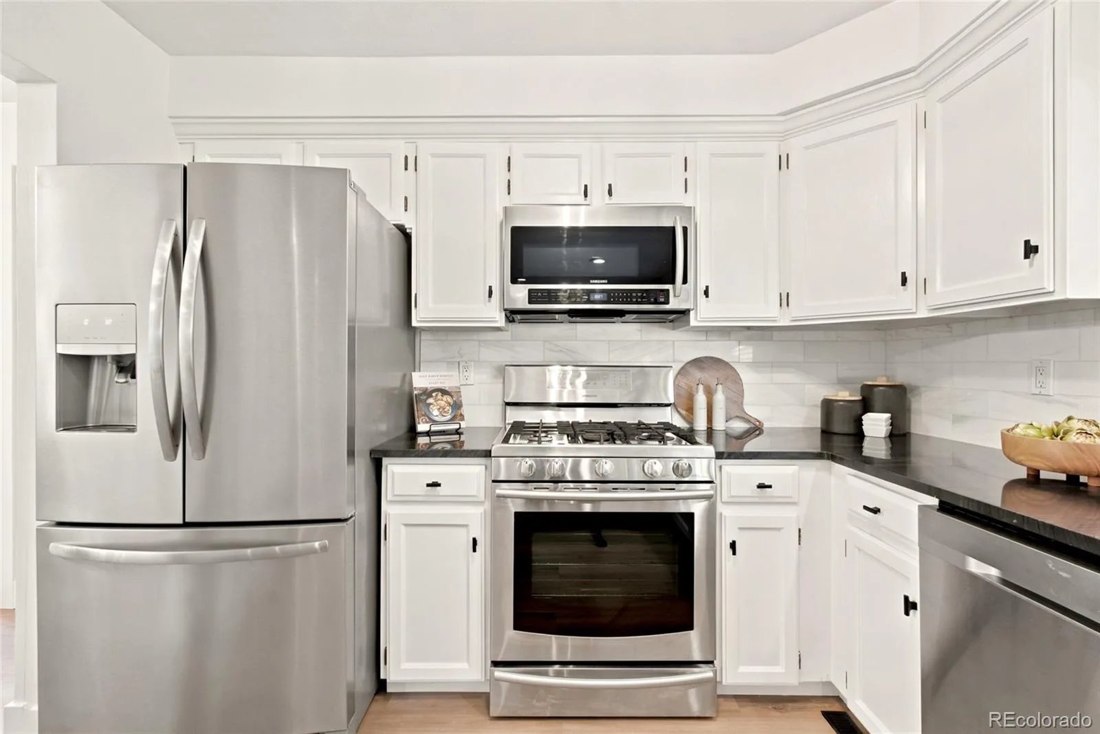 7572 S Rosemary Circle Englewood CO 80112 | MLS #REC9554097 07262026174426 1600 14