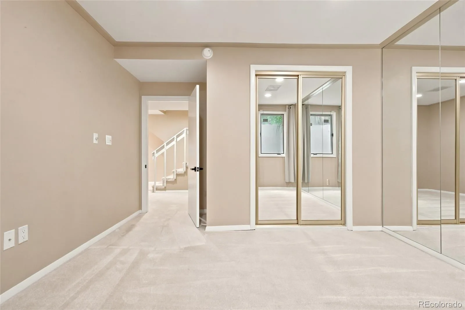 7572 S Rosemary Circle Englewood CO 80112 | MLS #REC9554097 07262026174426 1600 32