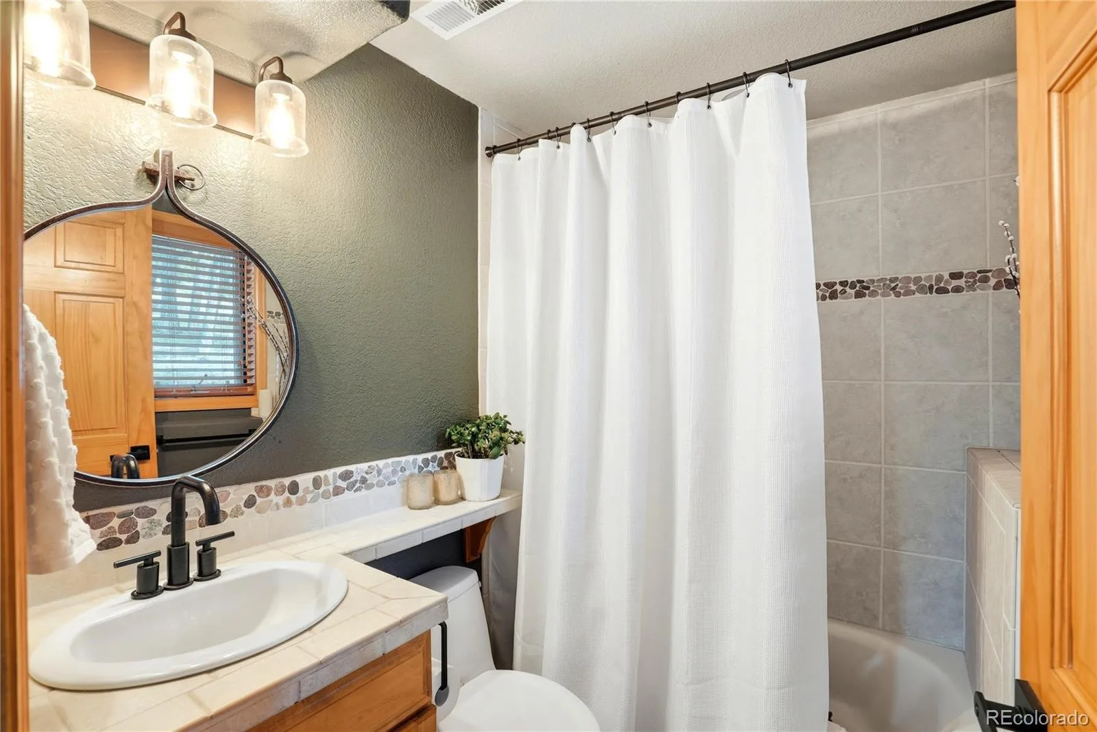 28182 Bonanza Drive Evergreen CO 80439 | MLS #REC9555008 06172026050951 1600 34