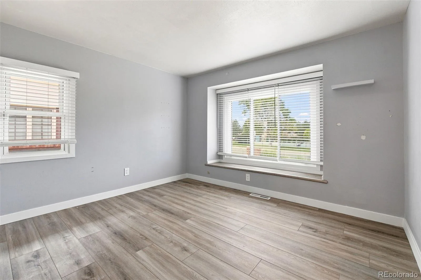 10182 Lowell Way Westminster CO 80031 | MLS #REC9555096 08242026013333 1600 31