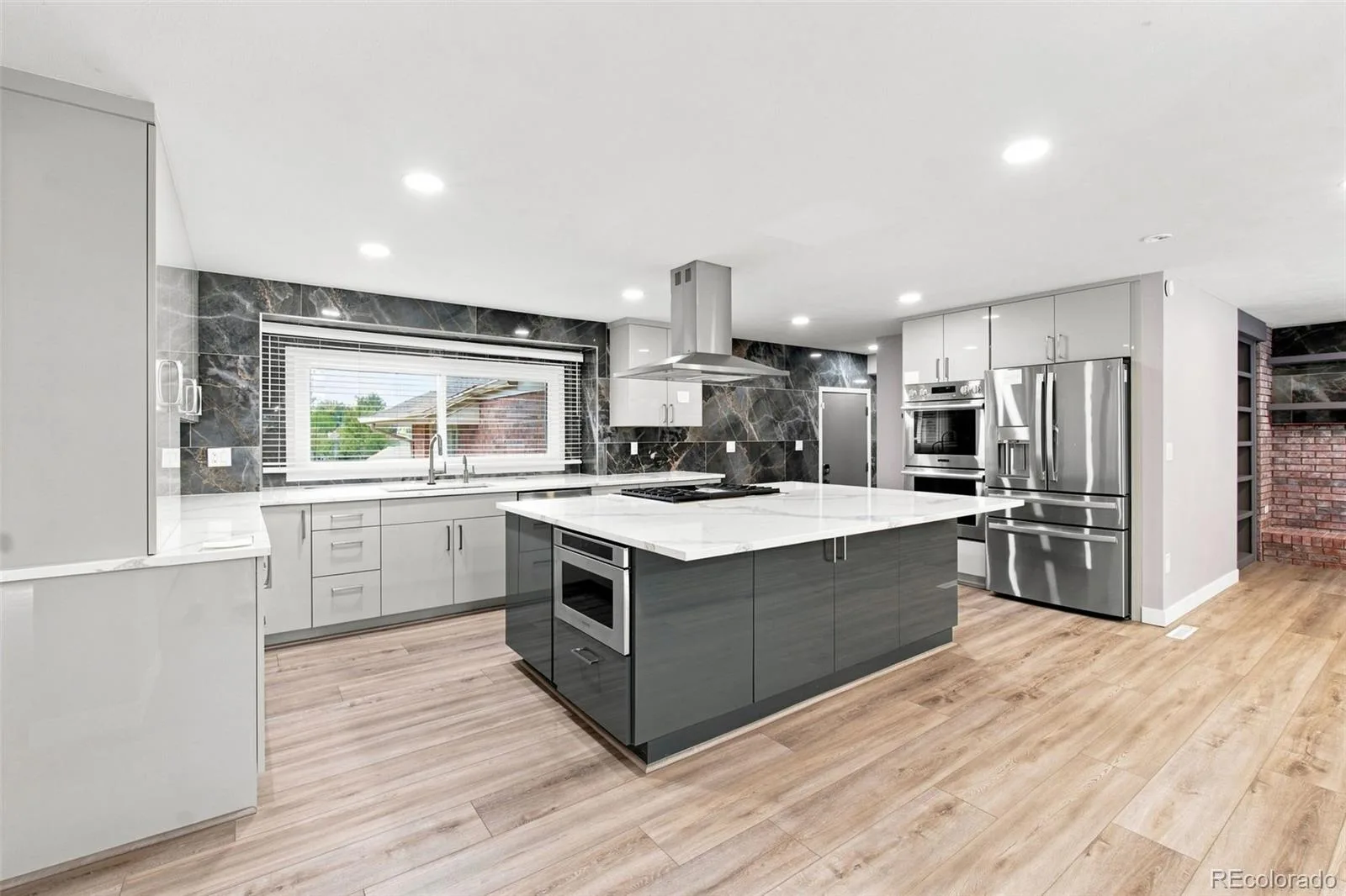 10182 Lowell Way Westminster CO 80031 | MLS #REC9555096 08242026013333 1600 8