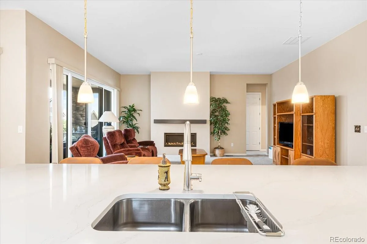 1048 Brocade Drive Highlands Ranch CO 80126 | MLS #REC9555132 08042026010705 1200 8