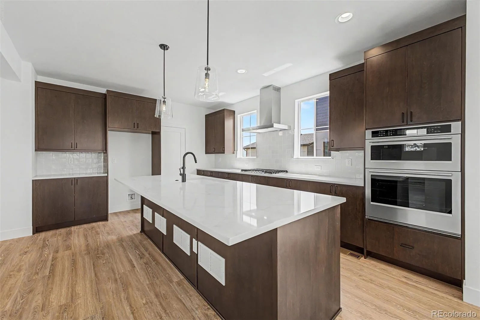 5588 Moosehead Circle Longmont CO 80503 | MLS #REC9558642 07302026211033 1600 14
