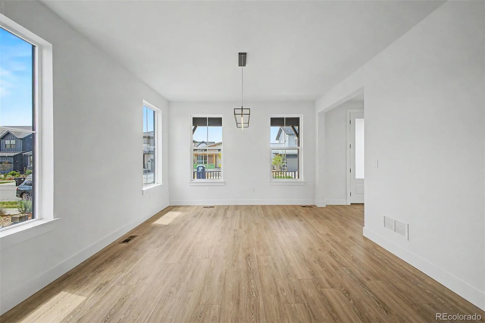 5588 Moosehead Circle Longmont CO 80503 | MLS #REC9558642 07302026211033 1600 9