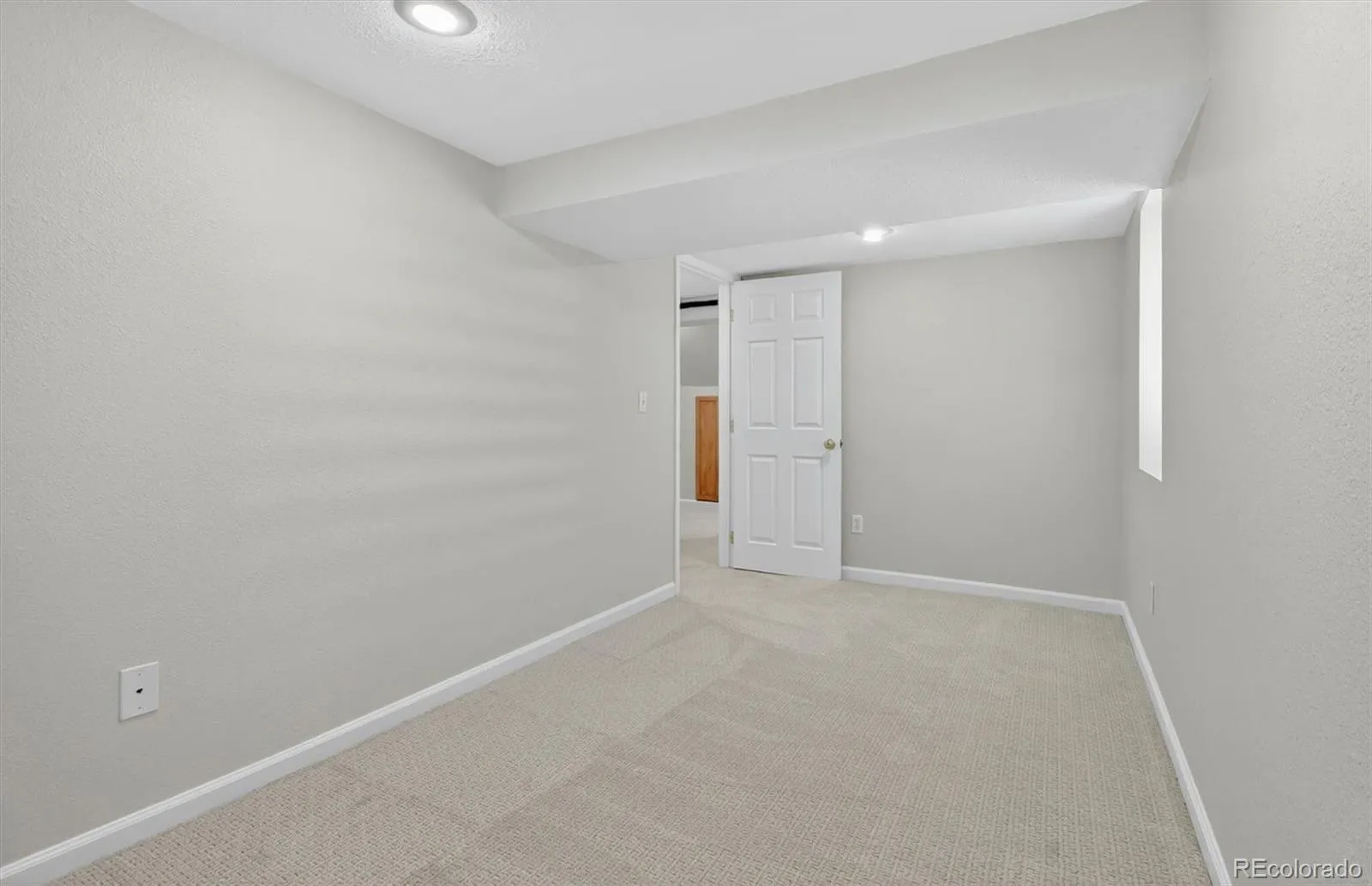 4954 N Grove Street Denver CO 80221 MLS #REC9558928 05252026131846 1600 35