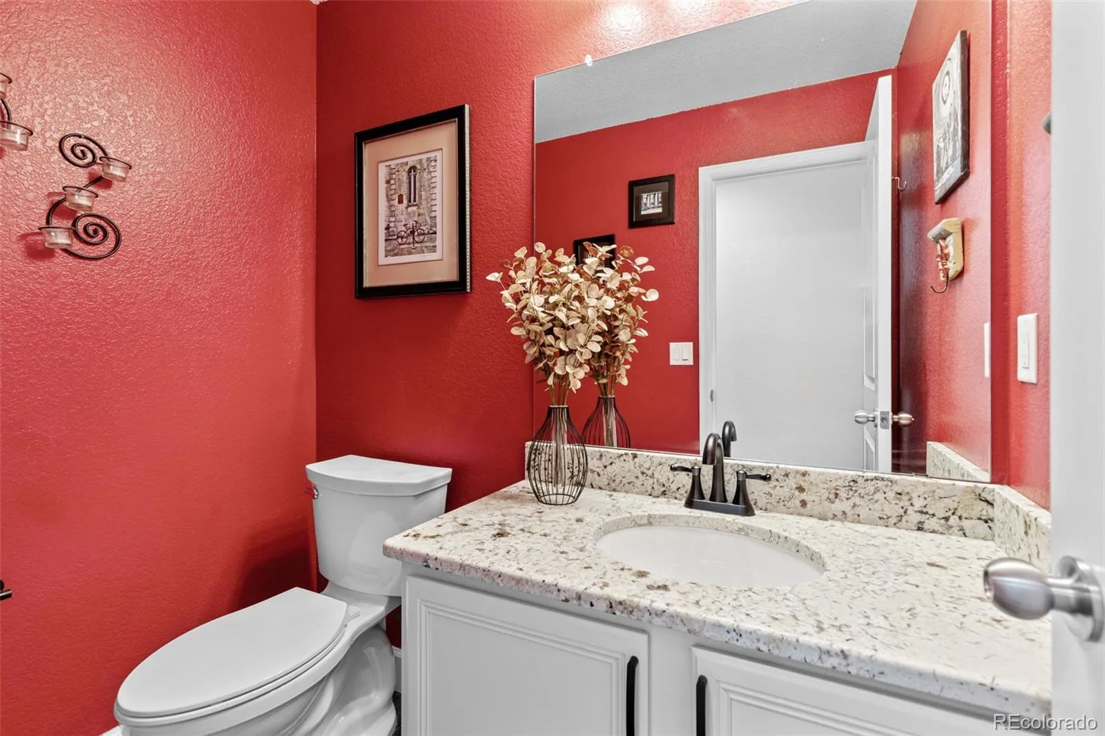 7664 Bison Court Littleton CO 80125 | MLS #REC9559103 08162026051000 1600 23