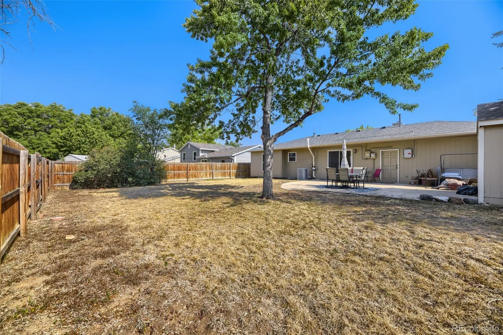9367 W Hamilton Drive Denver CO 80227 | MLS #REC9560780 08072026022331 1600 26