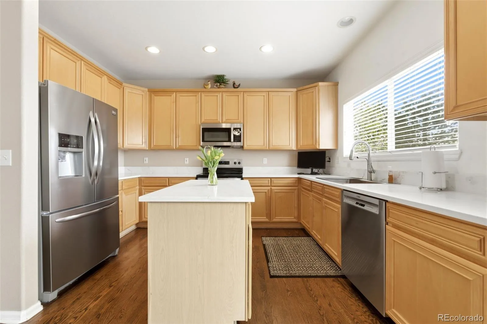 17741 E Maplewood Circle Aurora CO 80016 MLS #REC9561835 04282026173339 1600 14