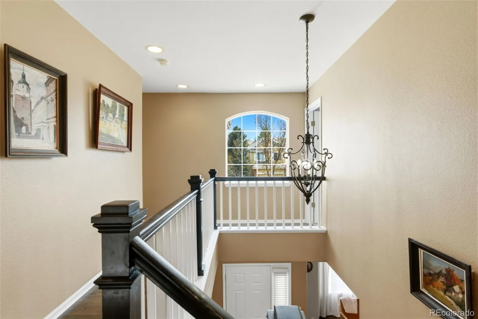 17741 E Maplewood Circle Aurora CO 80016 MLS #REC9561835 04282026173339 1600 27