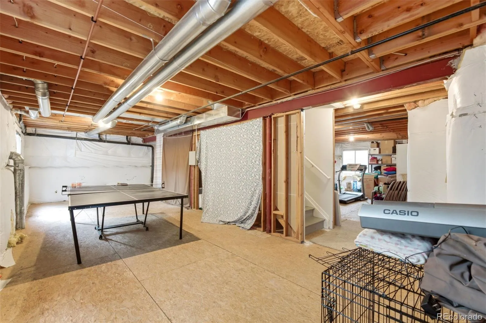 17741 E Maplewood Circle Aurora CO 80016 MLS #REC9561835 04282026173339 1600 35