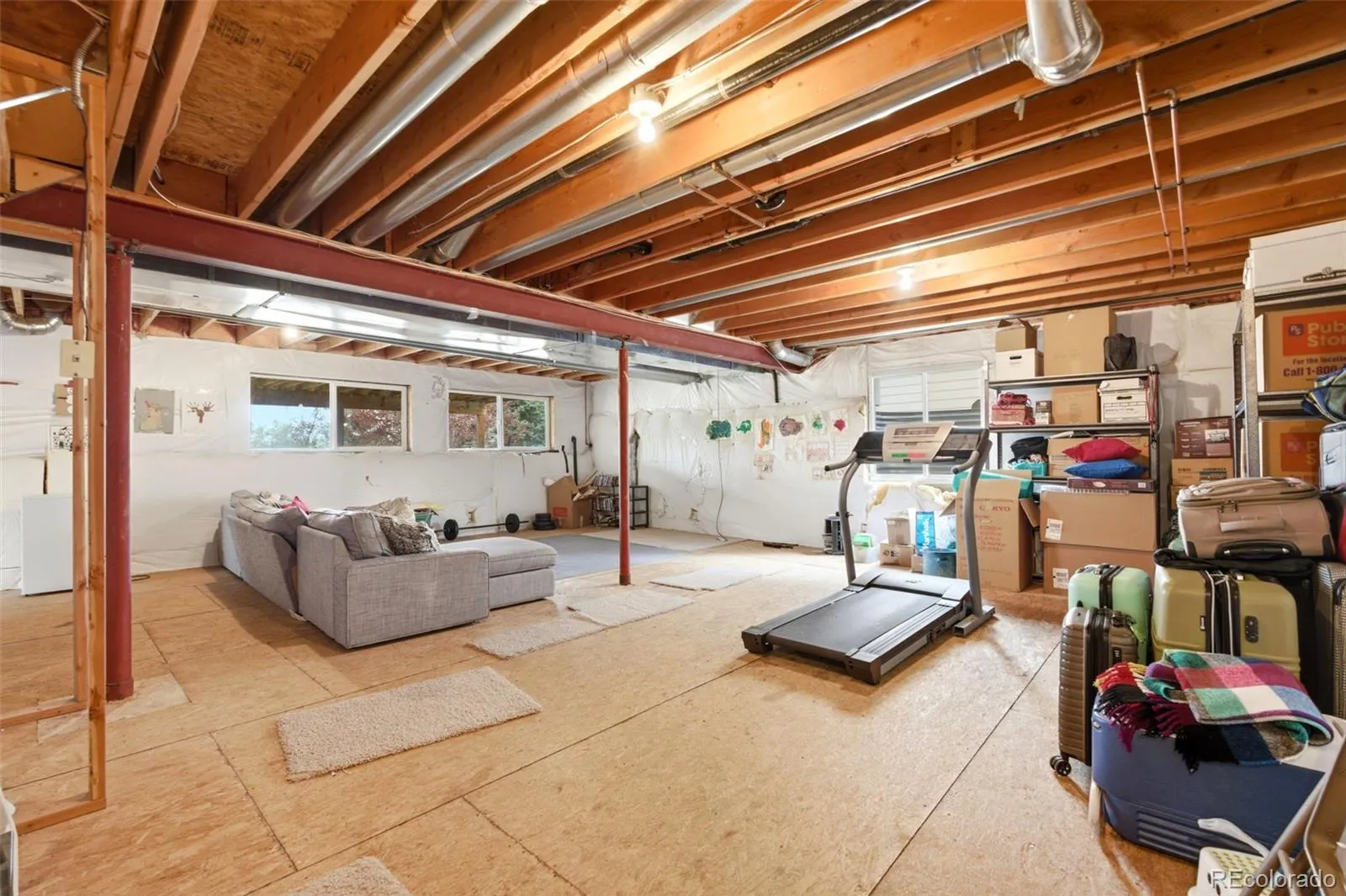 17741 E Maplewood Circle Aurora CO 80016 MLS #REC9561835 04282026173339 1600 36