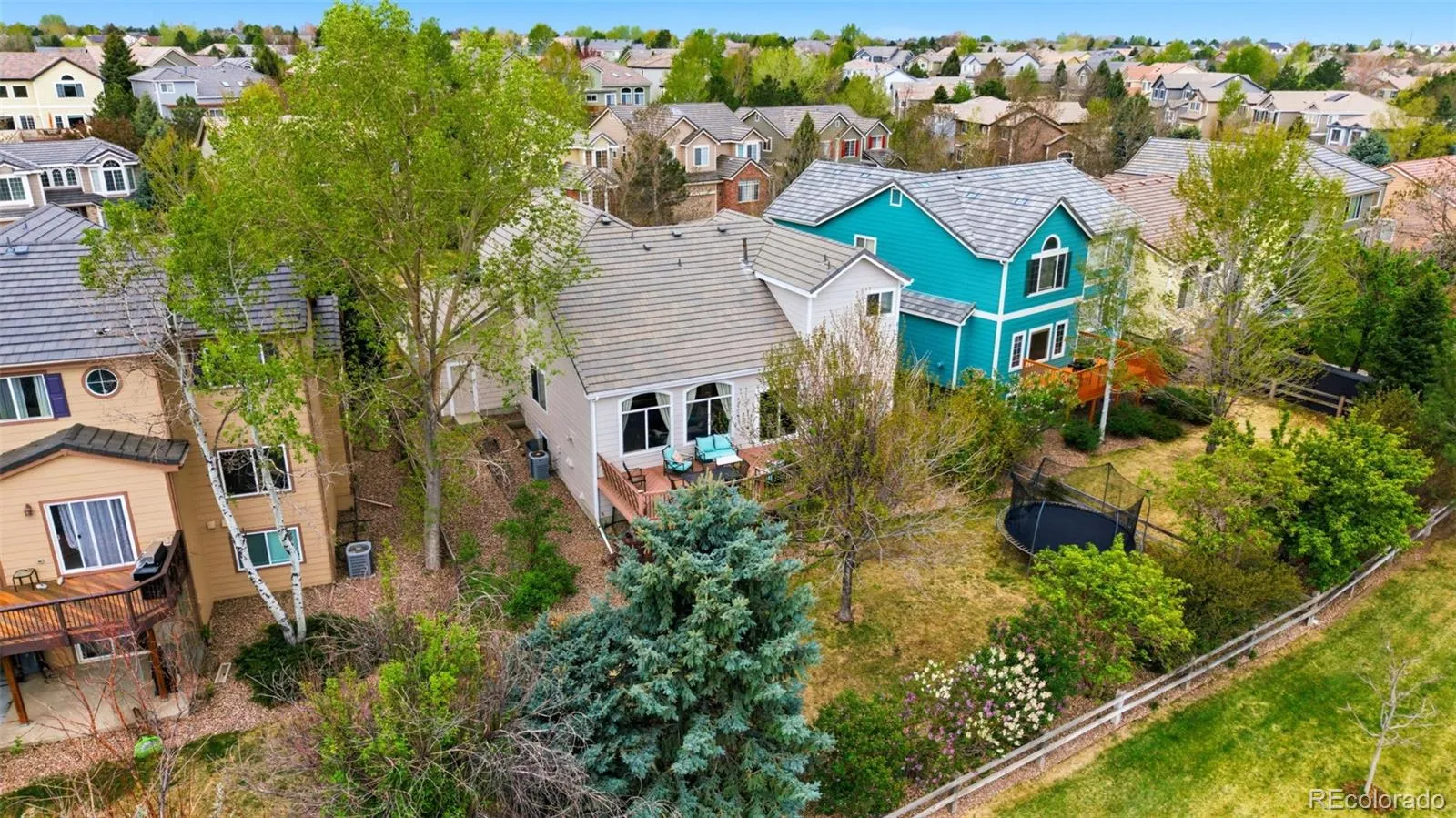 17741 E Maplewood Circle Aurora CO 80016 MLS #REC9561835 04282026173339 1600 45