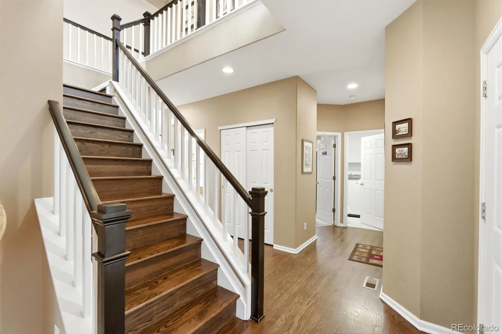 17741 E Maplewood Circle Aurora CO 80016 MLS #REC9561835 04282026173339 1600 6