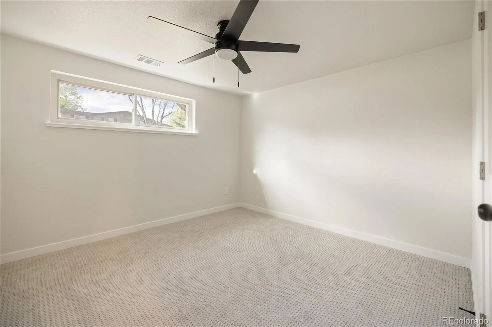 11820 W 30th Place Lakewood CO 80215 MLS #REC9562018 06092026155552 1600 22