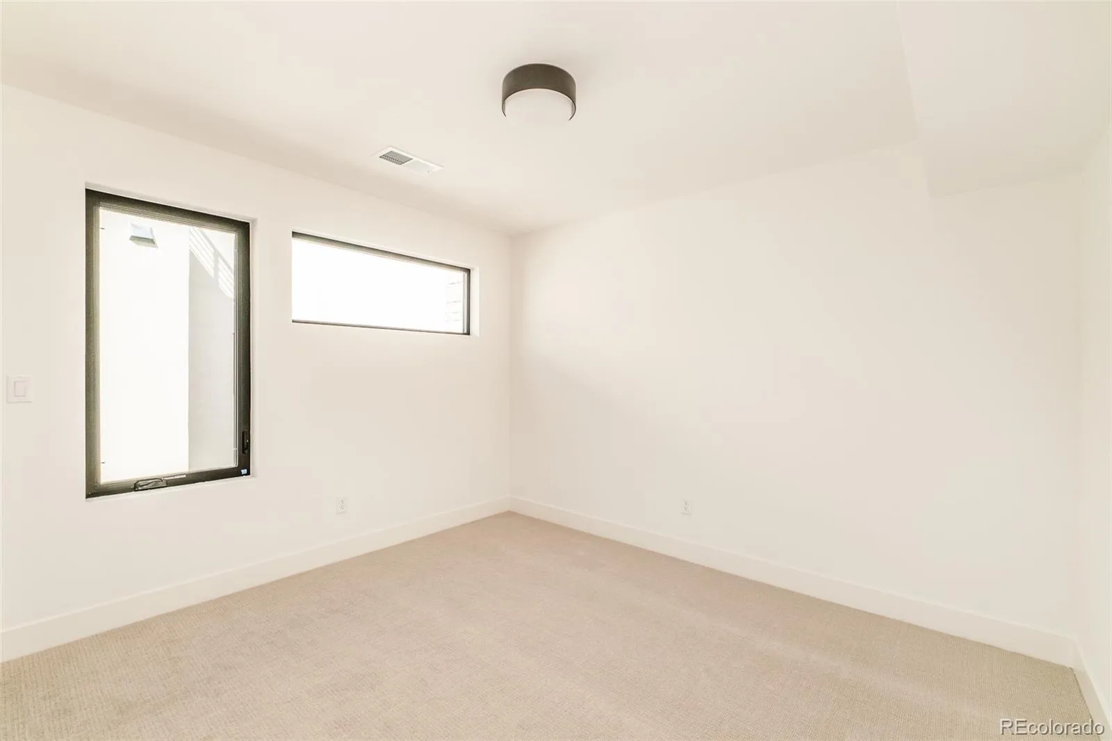 2417 S Lafayette Street Denver CO 80210 | MLS #REC9563275 10012026235714 1600 17