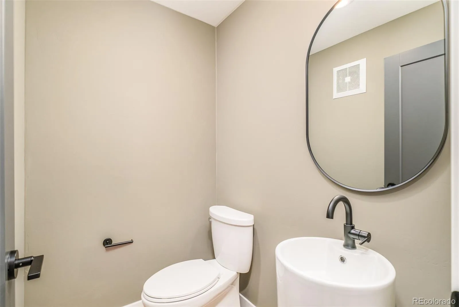 2417 S Lafayette Street Denver CO 80210 | MLS #REC9563275 10012026235714 1600 23