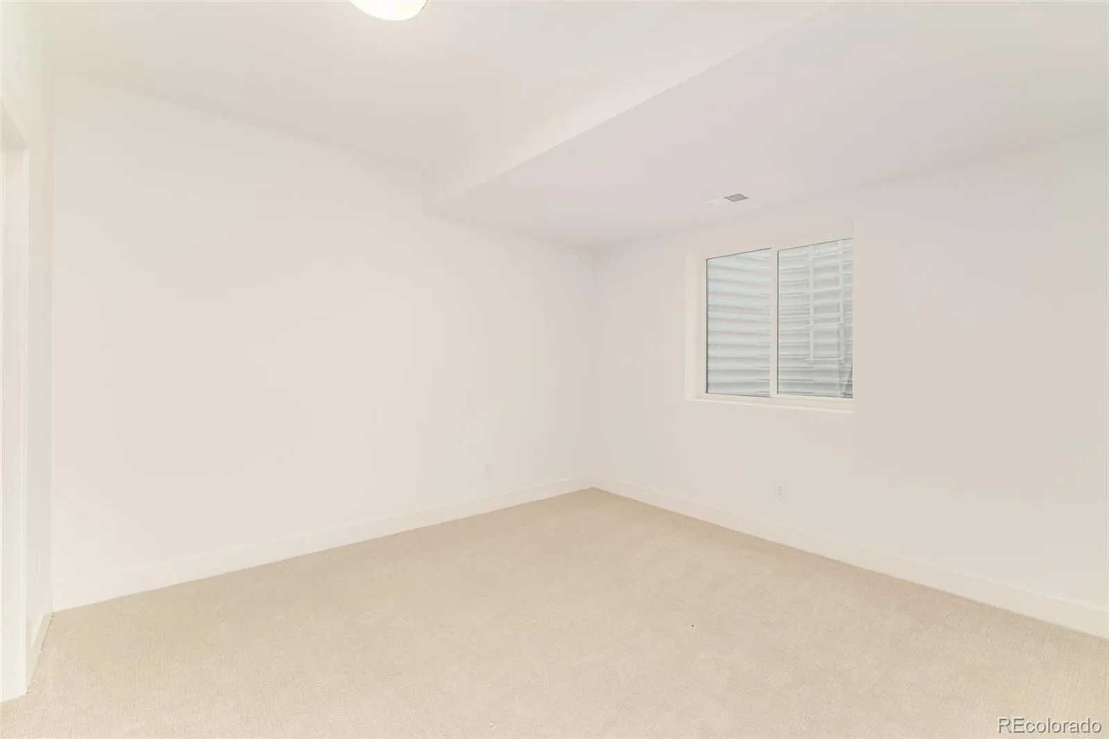 2417 S Lafayette Street Denver CO 80210 | MLS #REC9563275 10012026235714 1600 26