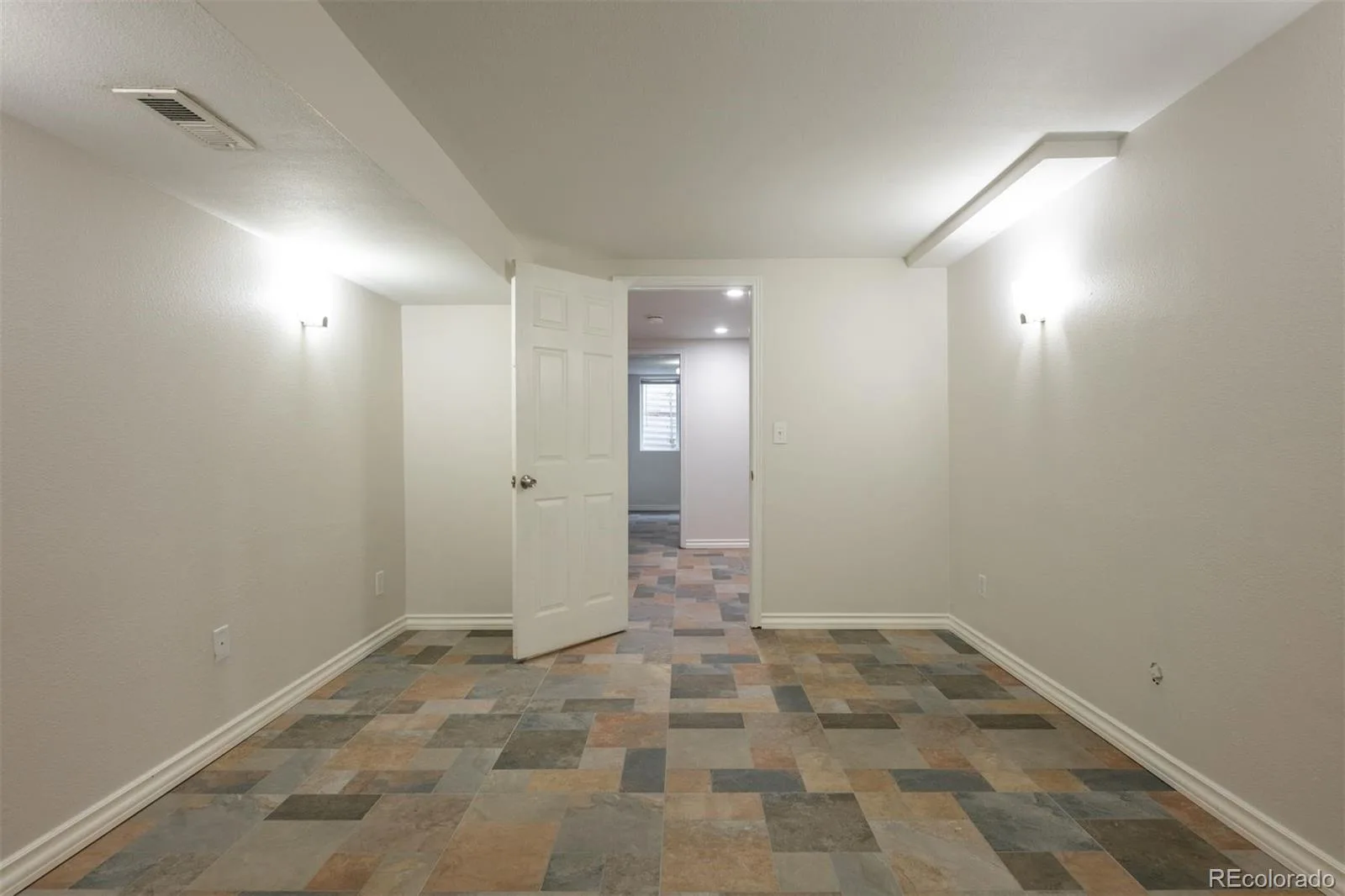 7920 Julian Street Westminster CO 80030 MLS #REC9563935 07142026021305 1600 34