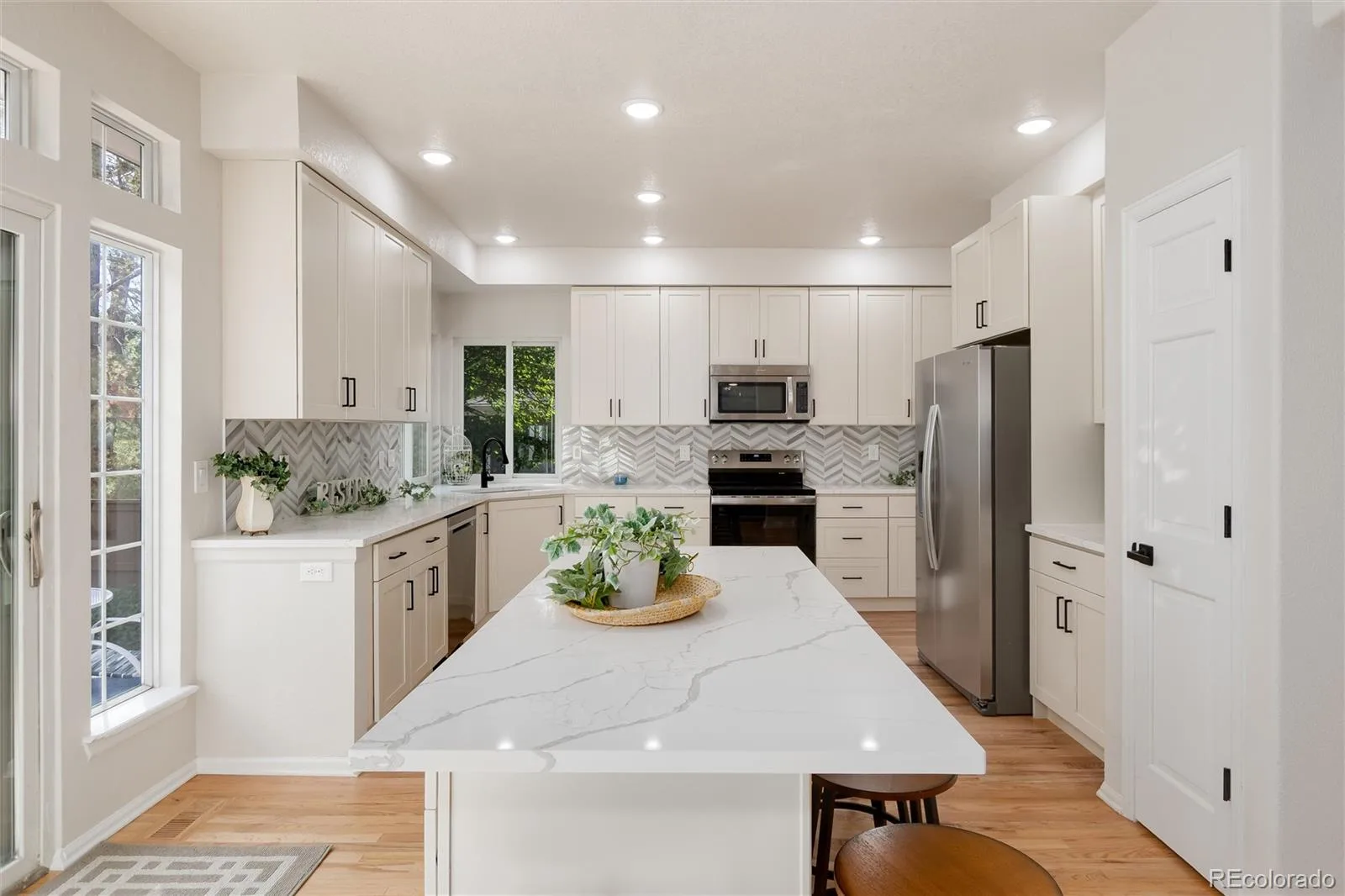 2358 Weatherstone Circle Highlands Ranch CO 80126 | MLS #REC9564144 07312026164809 1600 10
