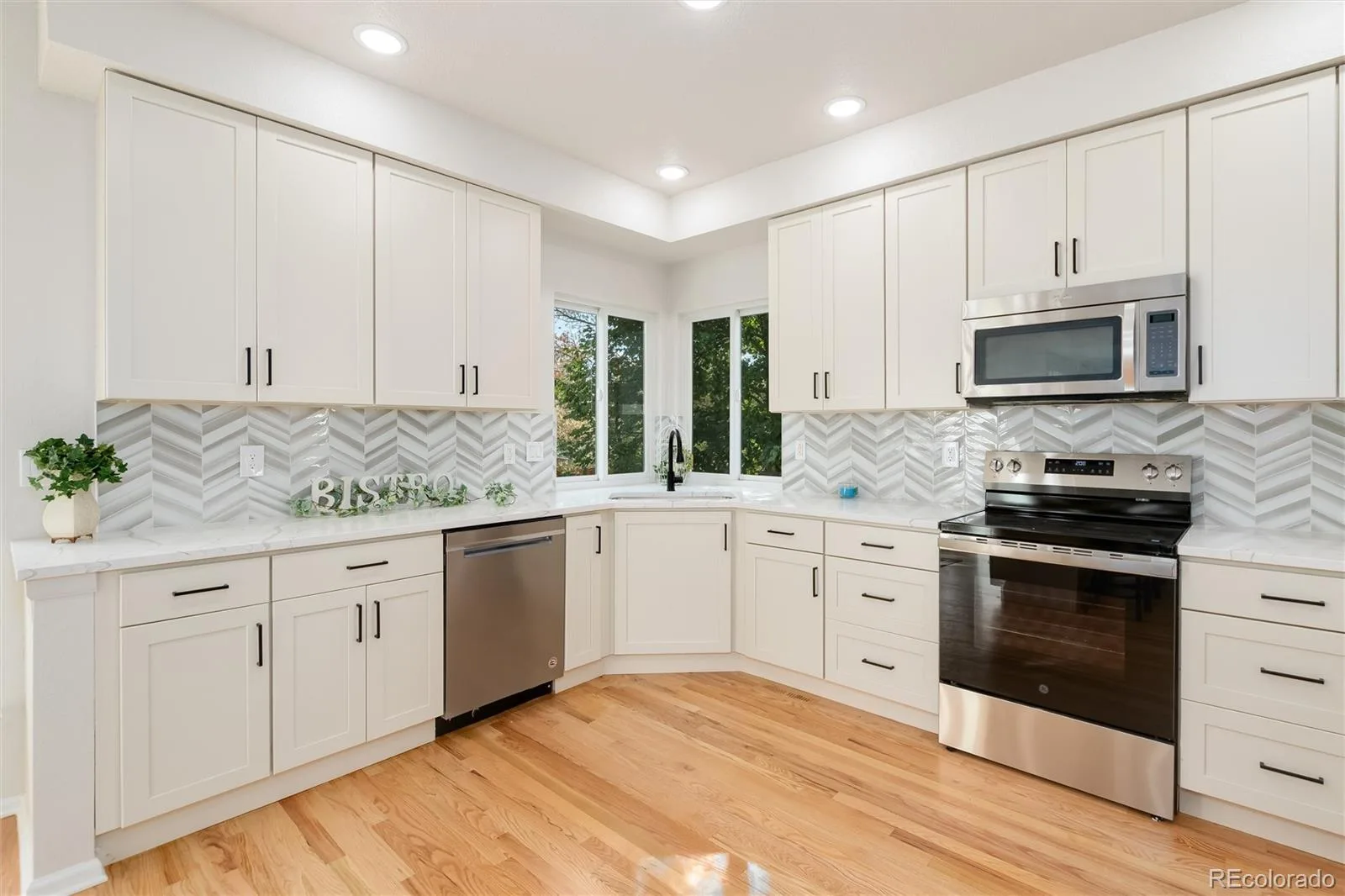 2358 Weatherstone Circle Highlands Ranch CO 80126 | MLS #REC9564144 07312026164809 1600 11