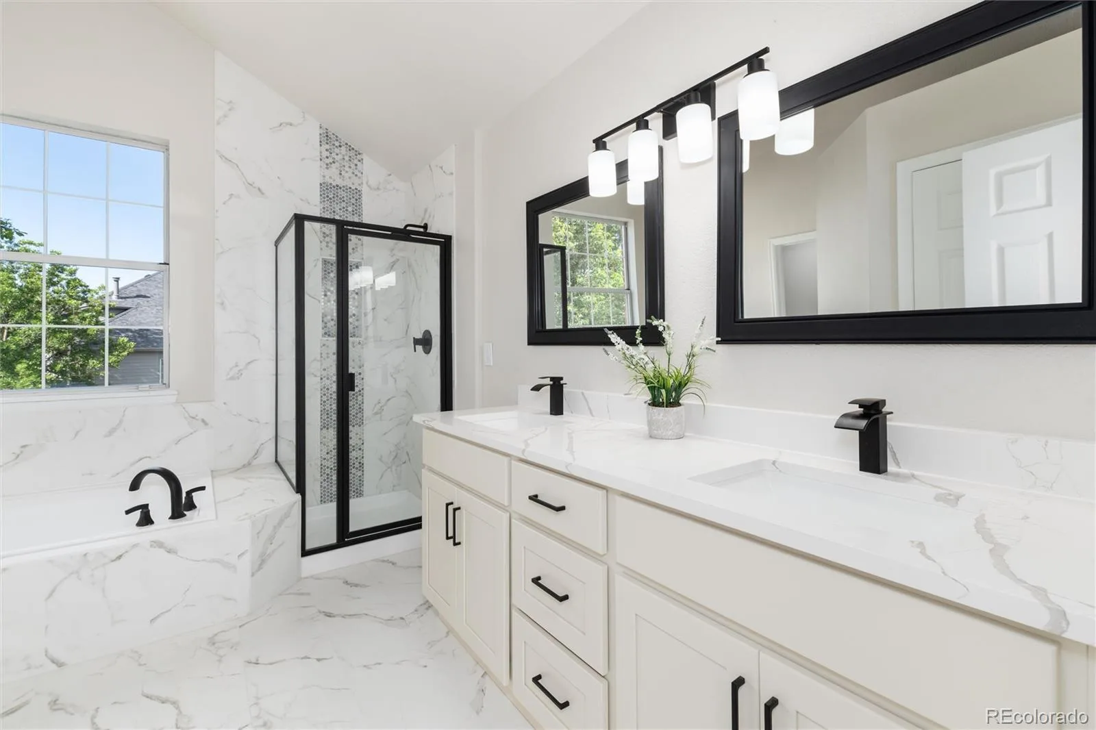 2358 Weatherstone Circle Highlands Ranch CO 80126 | MLS #REC9564144 07312026164809 1600 26