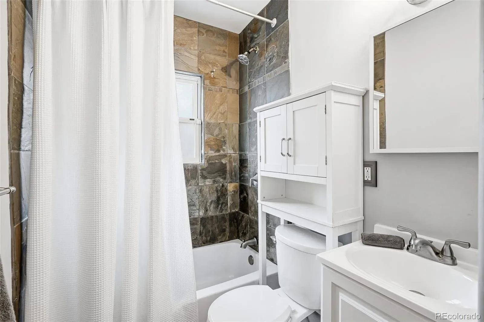 03192026180939 1600 18