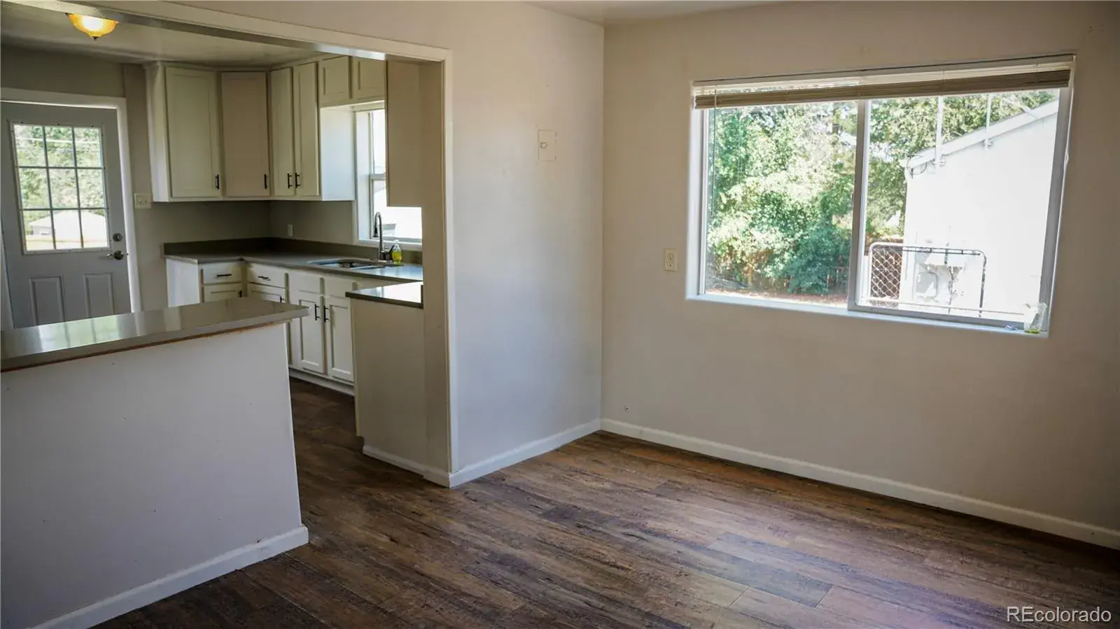 909 Meade Street Denver CO 80204 MLS #REC9565751 07232025192400 1600 5