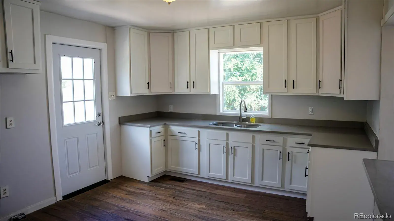 909 Meade Street Denver CO 80204 MLS #REC9565751 07232025192400 1600 7