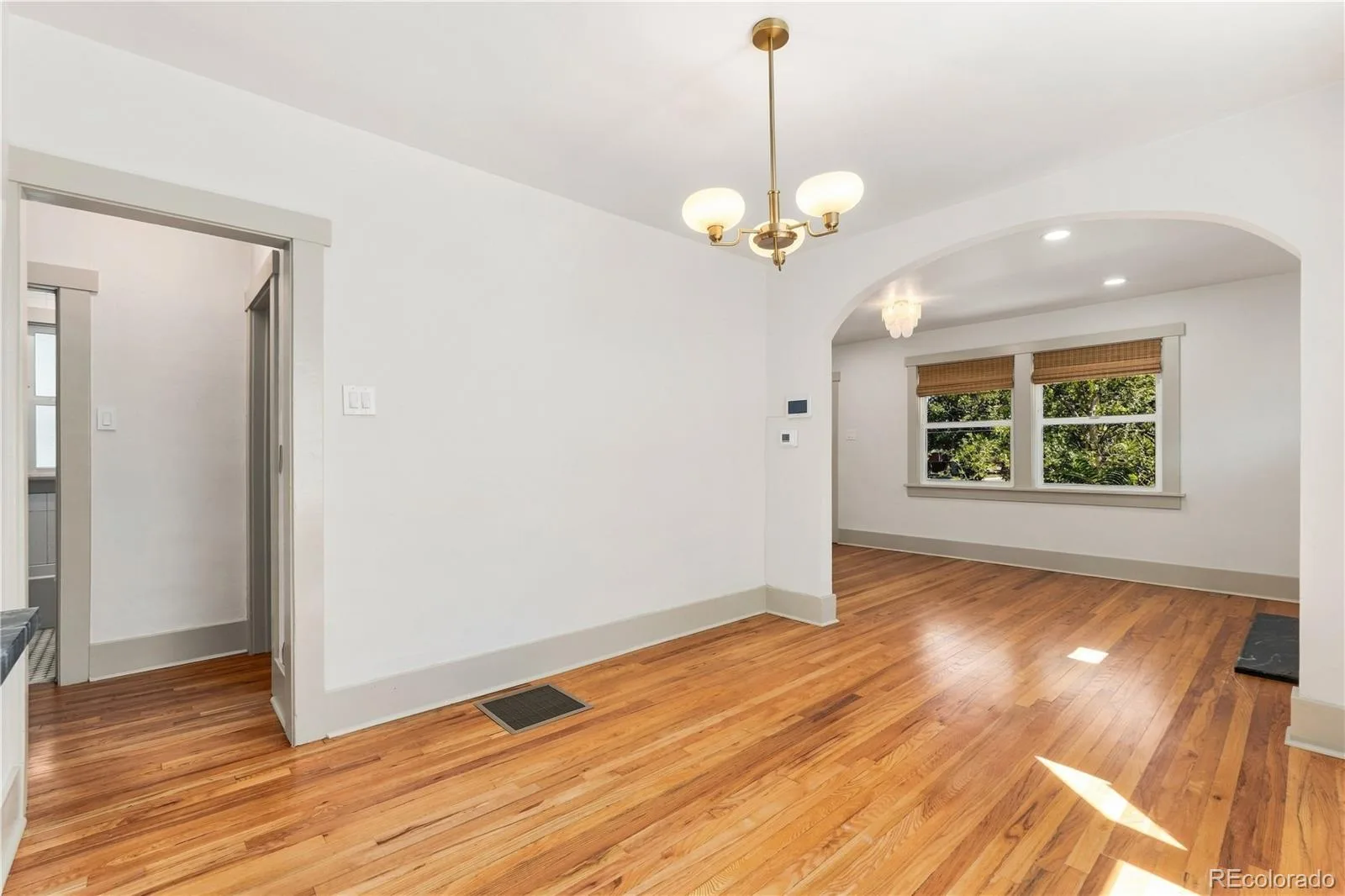 2589 N Glencoe Street Denver CO 80207 | MLS #REC9565981 10122026185006 1600 13