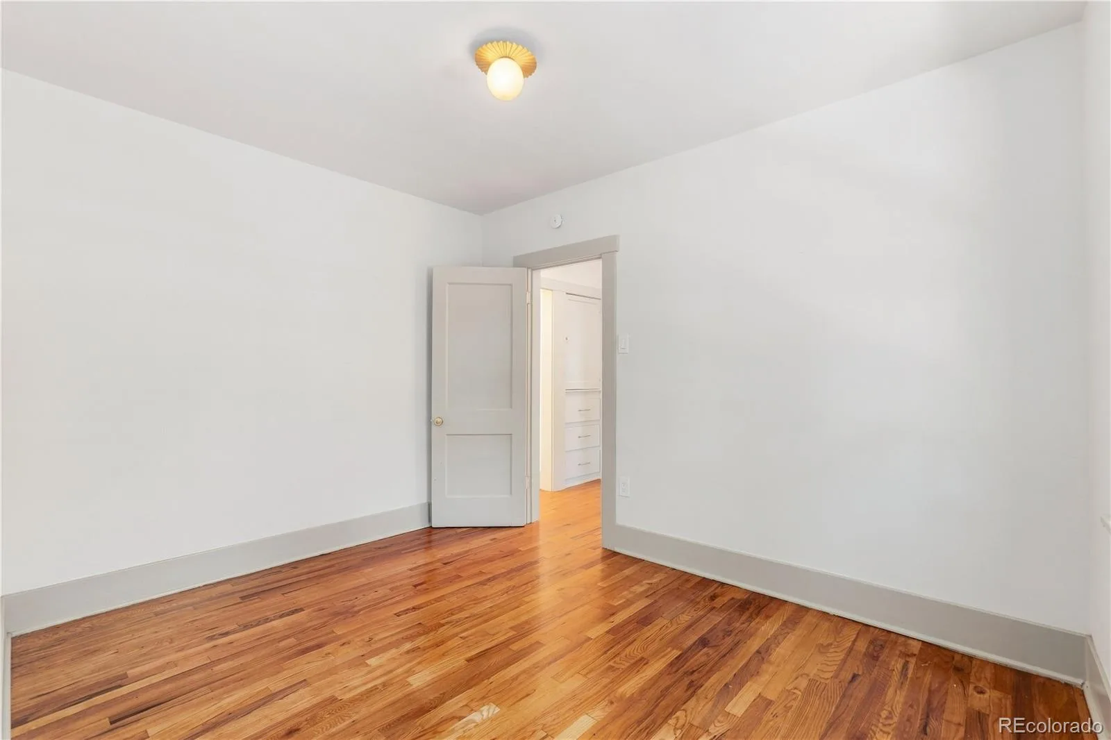 2589 N Glencoe Street Denver CO 80207 | MLS #REC9565981 10122026185006 1600 16