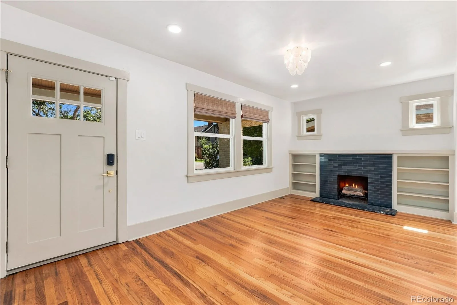 2589 N Glencoe Street Denver CO 80207 | MLS #REC9565981 10122026185006 1600 4