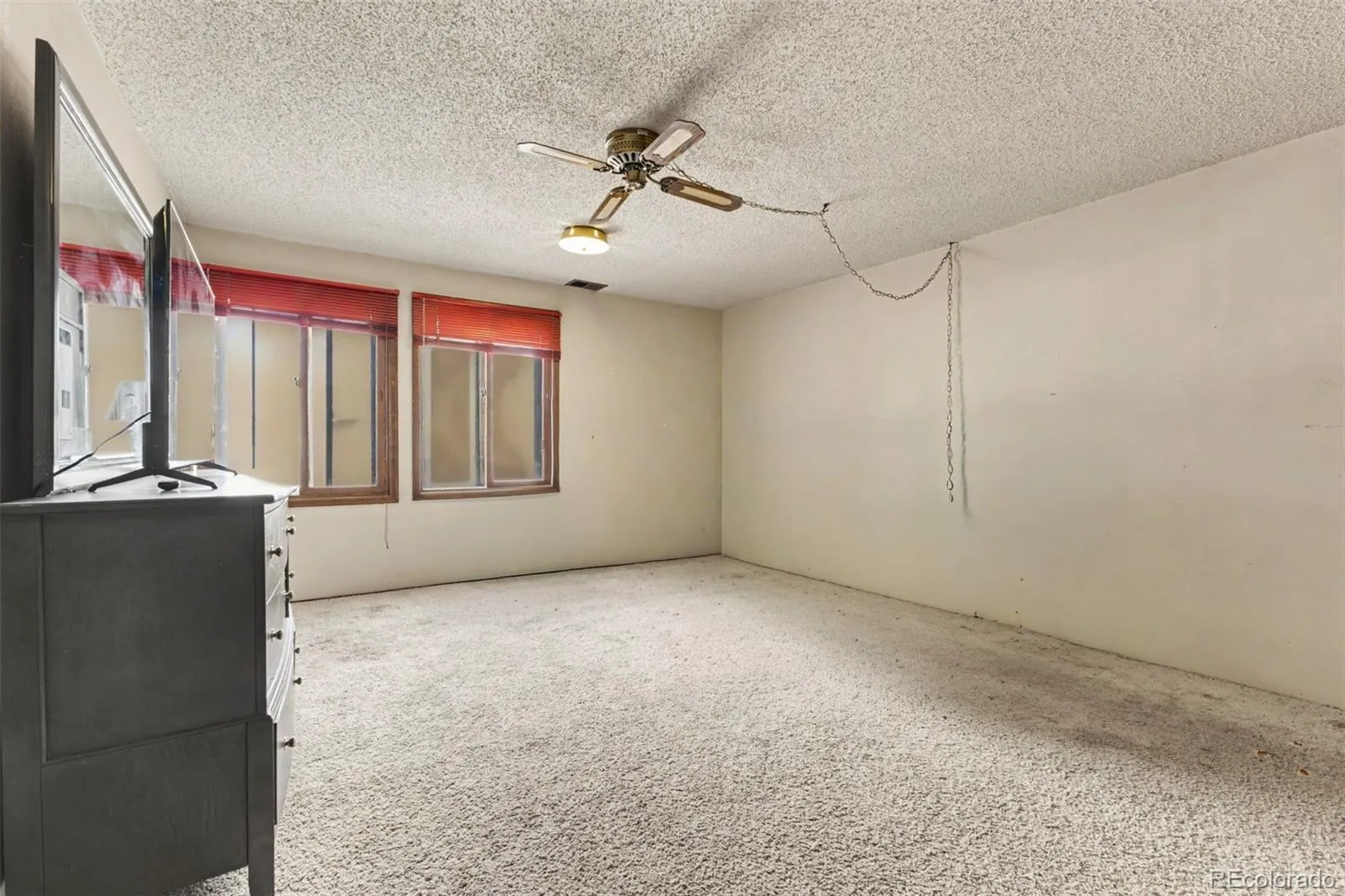 04152026202609 1600 18