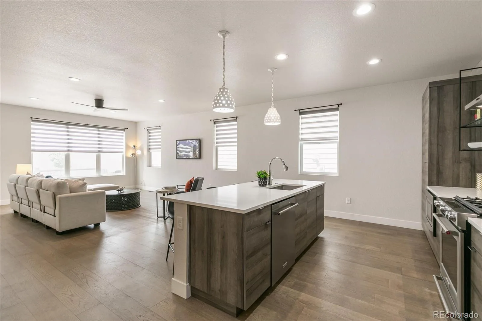 6275 King Court Denver CO 80221 | MLS #REC9568863 08192026163638 1600 17