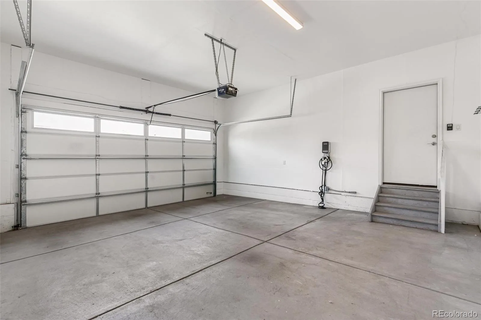 6275 King Court Denver CO 80221 | MLS #REC9568863 08192026163638 1600 36