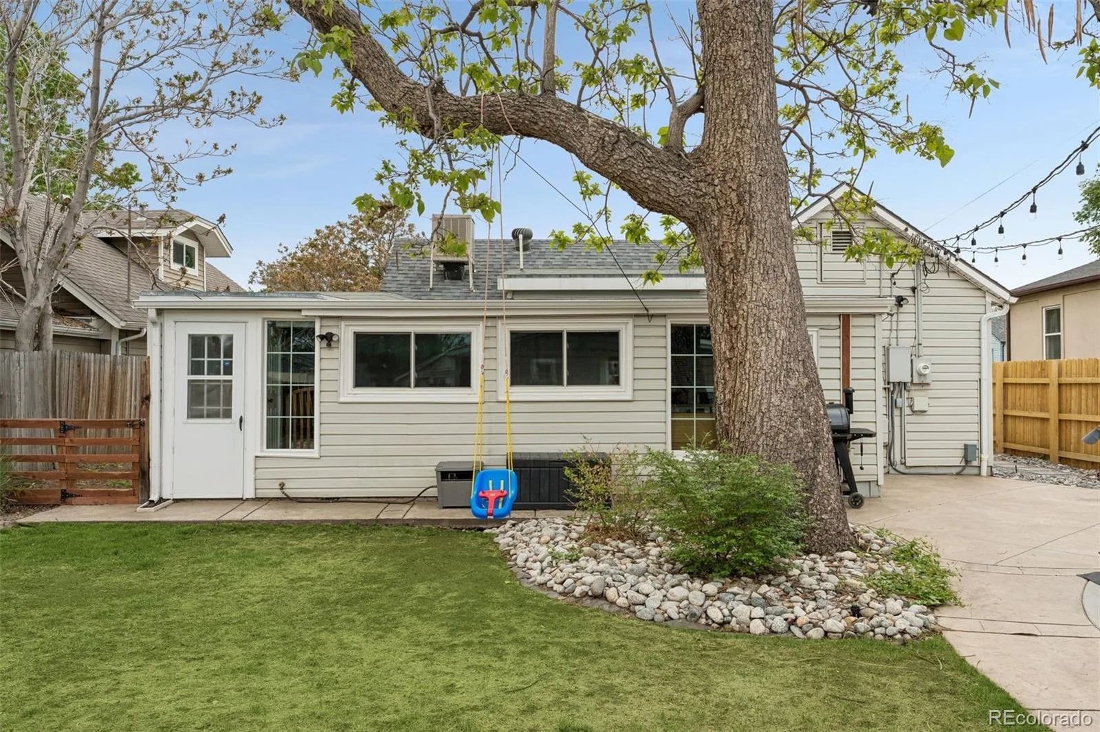 4860 Irving Street Denver CO 80221 MLS #REC9569335 05292026150737 1600 25