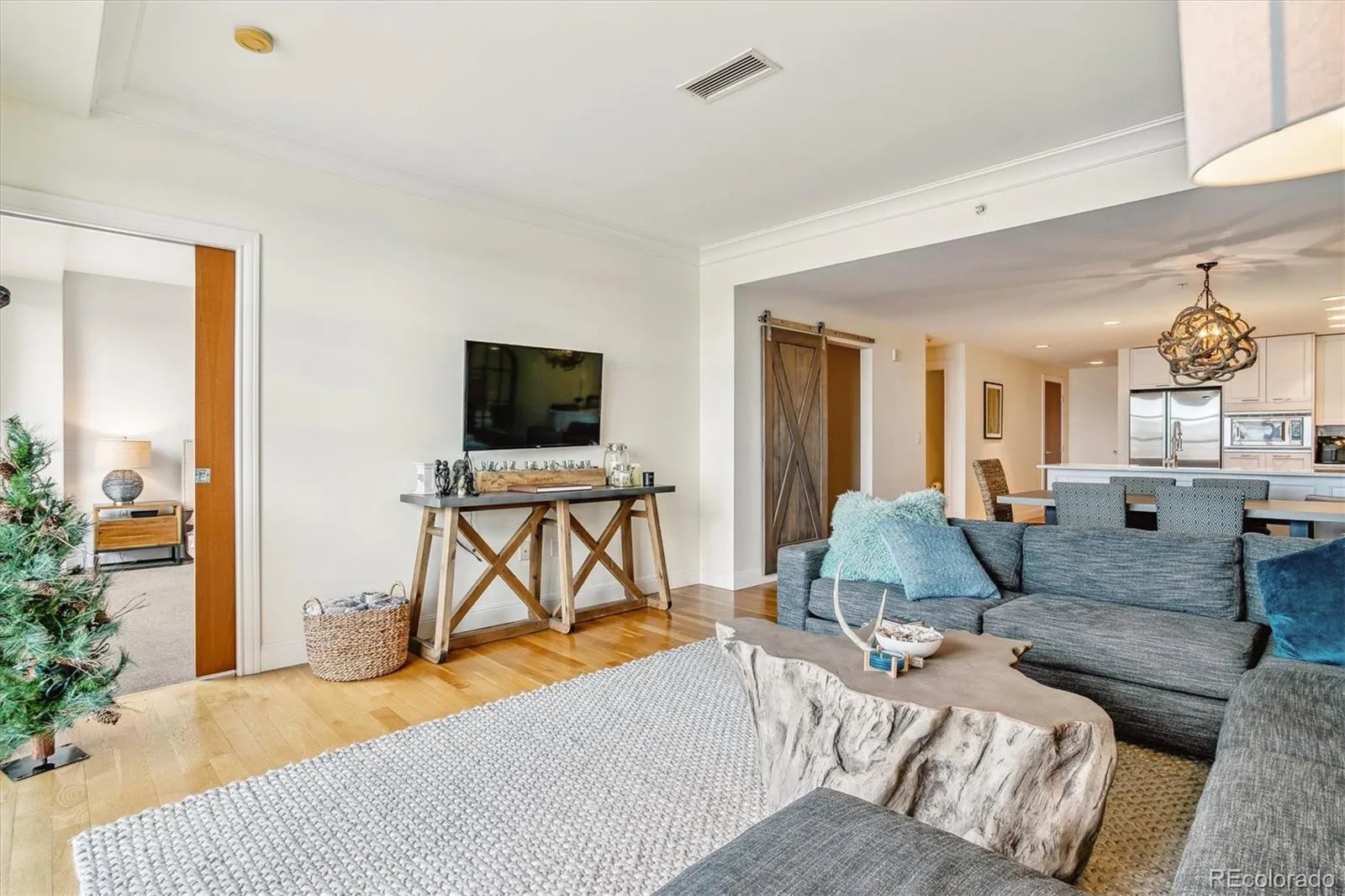 04062026170720 1600 7